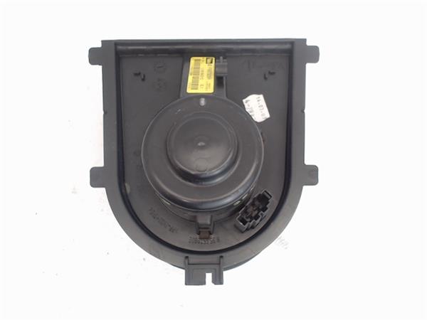 VOLKSWAGEN Golf 4 generation (1997-2006) Fűtésventilátor F667325R 24990559