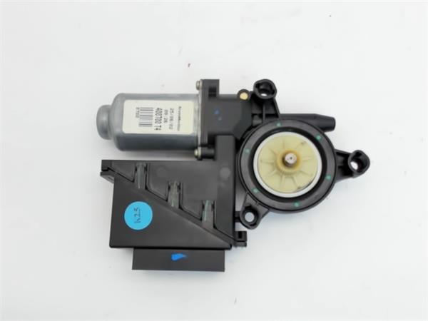 VOLKSWAGEN Moteur de commande de vitre de porte avant droite 6Q2959801A,400700C 23710896