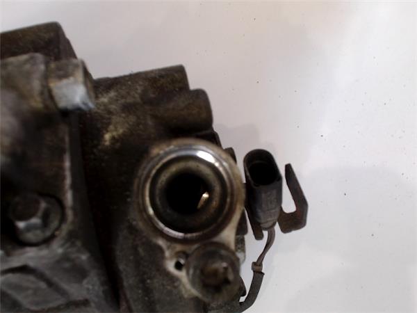 VOLKSWAGEN Golf 4 generation (1997-2006) Hасос кондиционера 6Q0820803D,4472208126 19561383