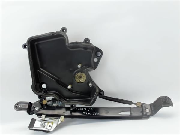 SEAT Leon 2 generation (2005-2012) Кнопка стеклоподъемника задней правой двери 1P0839401B 24837399