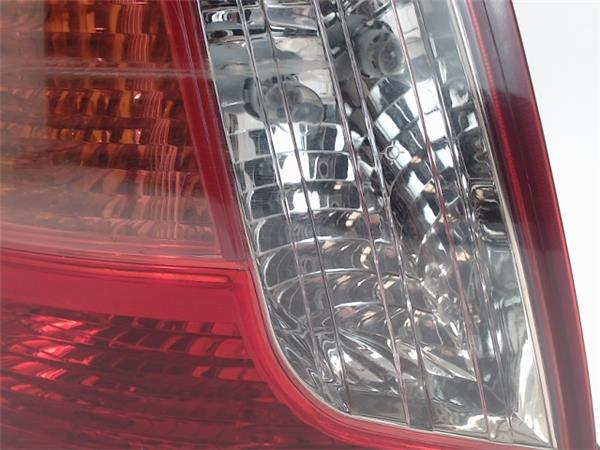 Rear lamp lh 020220999000 de Hyundai Accent (mc) 2006-0 - pieza usada