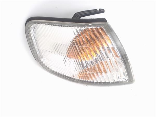 NISSAN Almera N15 (1995-2000) Höger framskärm Blinkers 261301N025, 41322625 21762209