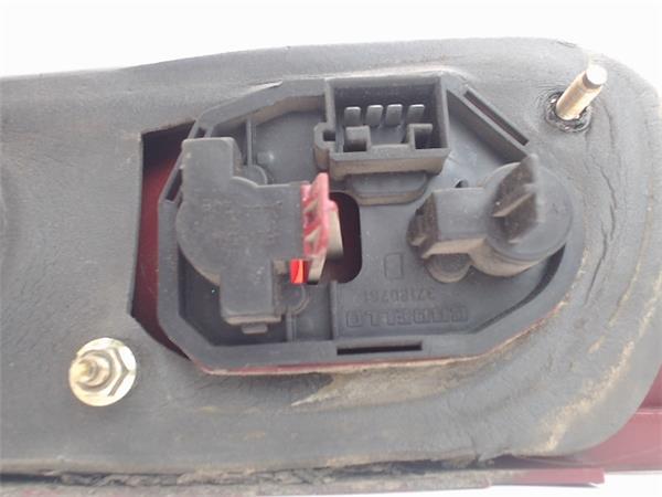 Piloto trasero derecho 60603944 de Alfa romeo 146 0-2001 - pieza usada