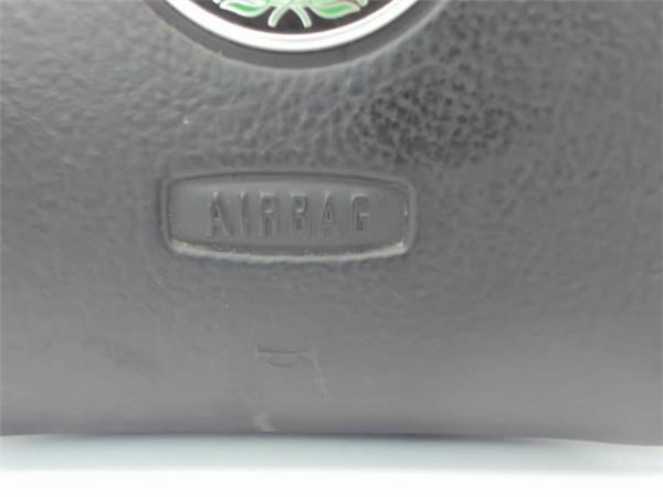 SKODA Octavia 1 generation (1996-2010) Steering Wheel Airbag 1U0880201 18333183