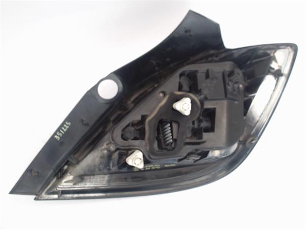 OPEL Astra H (2004-2014) Фонарь задний правый 24451835 24401379