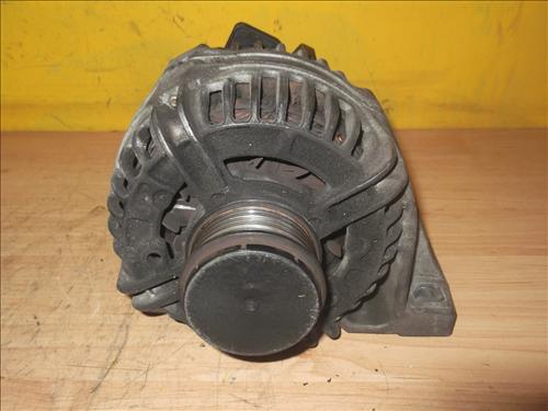 VOLVO V70 2 generation (2000-2008) Alternator 8676498, 0124525029 20494378