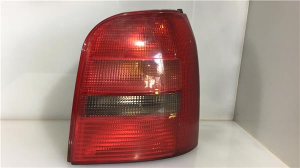 AUDI A4 B5/8D (1994-2001) Rear Right Taillight Lamp 21111045