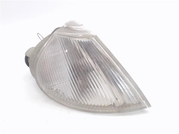 RENAULT Laguna 1 generation (1993-2001) Front Right Fender Turn Signal 7700820127, 67625940 24989164