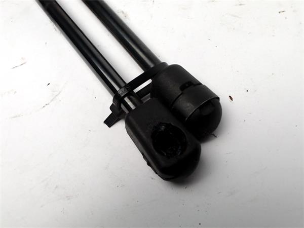 TOYOTA Corolla Verso 1 generation (2001-2009) Right Side Tailgate Gas Strut 689500F010,689600F010 24389304