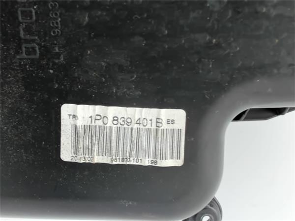 SEAT Leon 2 generation (2005-2012) Кнопка стеклоподъемника задней правой двери 1P0839401B 24837243