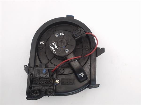 RENAULT Clio 3 generation (2005-2012) Fűtésventilátor 127121200 24989193