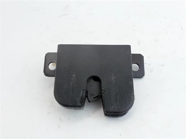 SEAT Ibiza 3 generation (2002-2008) Aizmugurējā bagāžnieka slēdzene 3B9827505 20503635