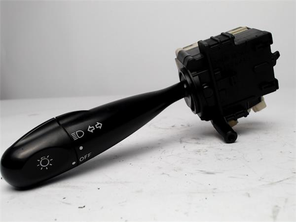 TOYOTA Yaris 1 generation (1999-2005) поворота переключение  8414052020,9161031 19565875