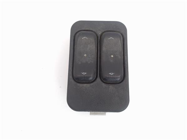 OPEL Zafira A (1999-2003) Front Left Door Window Switch 90561088,13363201 22970713