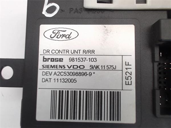 Motor elevalunas trasero derecho 981537-103 de Ford Focus berlina (cap) 2004-0 - pieza usada