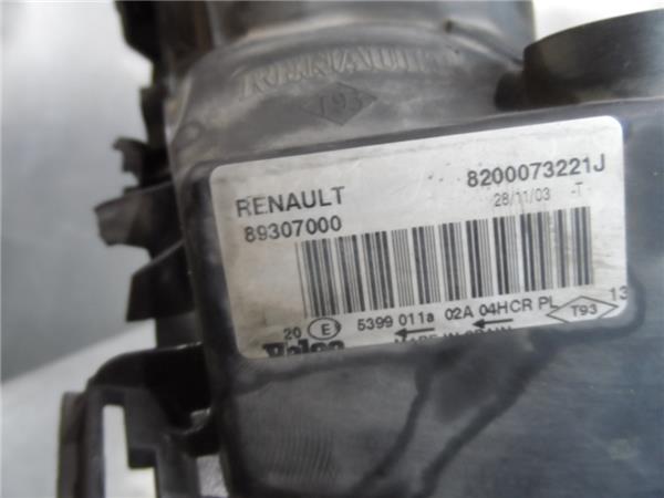 RENAULT Megane 2 generation (2002-2012) Фара передняя правая 8200073221J 24700179