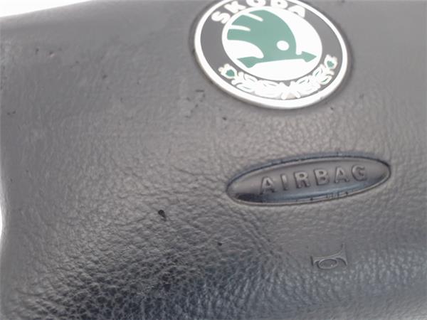 SKODA Octavia 1 generation (1996-2010) Steering Wheel Airbag 132905200 22523962