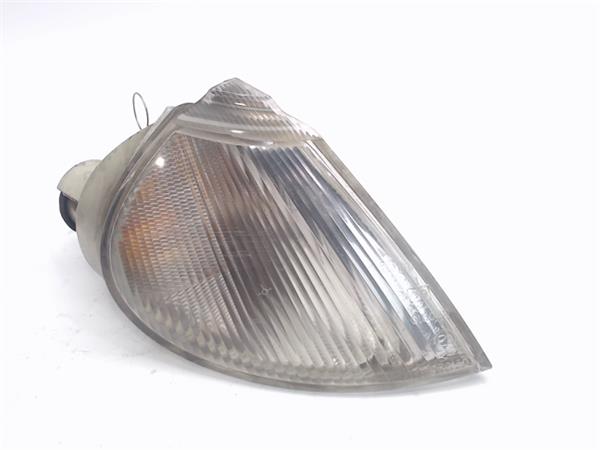 RENAULT Laguna 1 generation (1993-2001) Front Right Fender Turn Signal 7700820127, 67625940 24989150