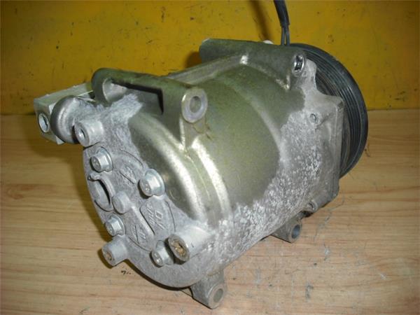 FORD Fiesta 5 generation (2001-2010) Hасос кондиционера 8V5119D629DF 24986149