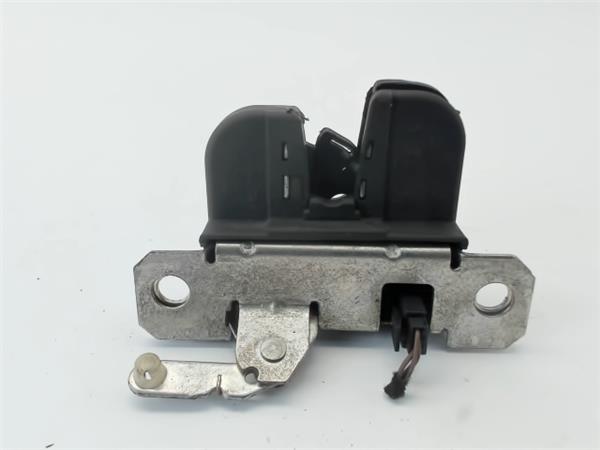 SEAT Ibiza 3 generation (2002-2008) Takaluukun takaluukun lukko 6L6827505 19586450