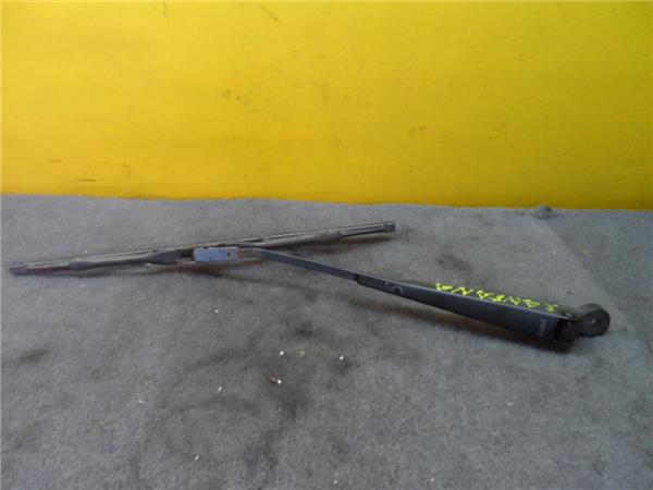 SUZUKI Samurai SJ20 (1981-1998) Front wiper blade arm DOGA 24987776