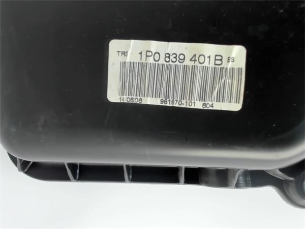 SEAT Leon 2 generation (2005-2012) Кнопка стеклоподъемника задней правой двери 1P0839401B 24837399