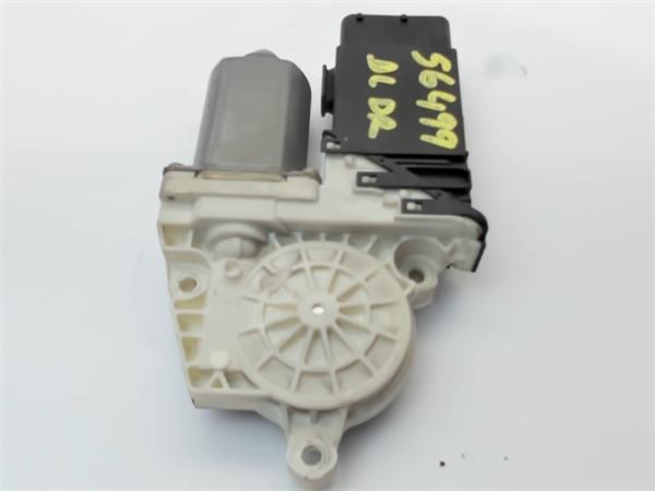 SEAT Leon 1 generation (1999-2005) Motor de control geam ușă dreapta față F005S00048 25160580