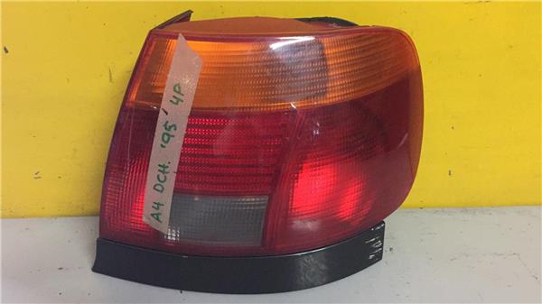 AUDI A4 B5/8D (1994-2001) Rear Right Taillight Lamp 8D0945096 20497209