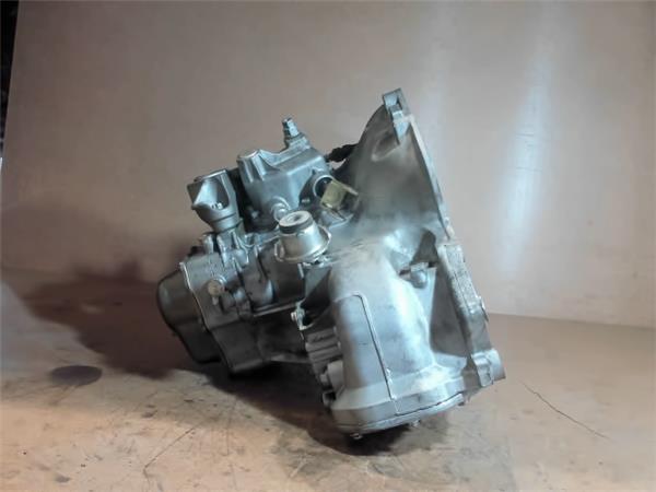 OPEL Corsa C (2000-2006) Gearbox 90400209 20513447