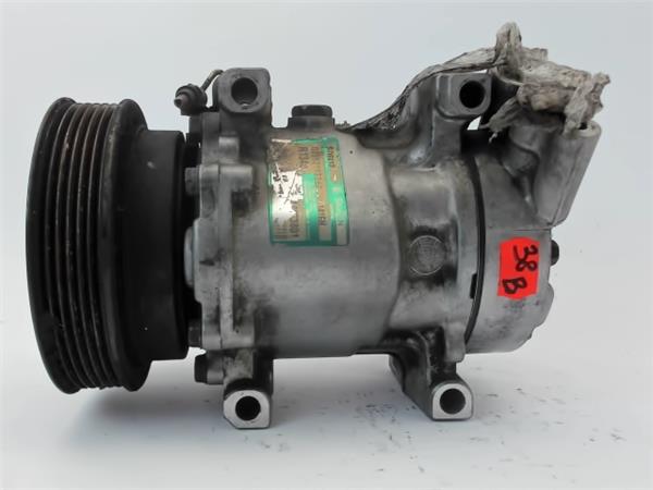 RENAULT Megane 2 generation (2002-2012) Pompe de climatisation 7700273801 24988984