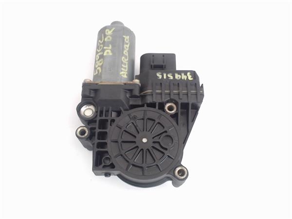 AUDI A6 allroad C5 (2000-2006) Motor de control geam ușă dreapta față 0130821774, 4B0959802E 25160604