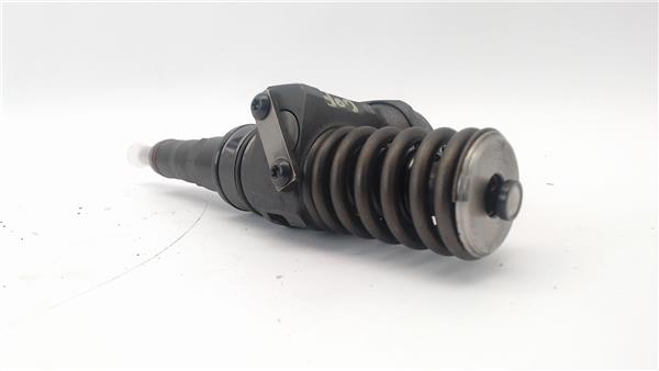 VOLKSWAGEN Golf 5 generation (2003-2009) Fuel Injector 141720215,13537804978 24990392