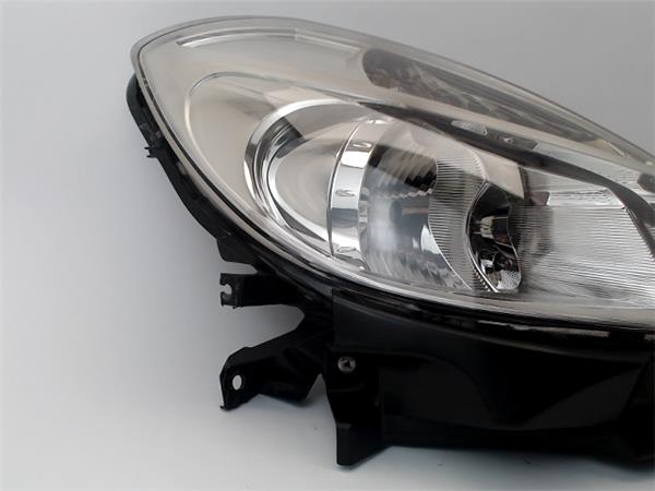 RENAULT Clio 3 generation (2005-2012) Front Right Headlight 8200459823 20500939