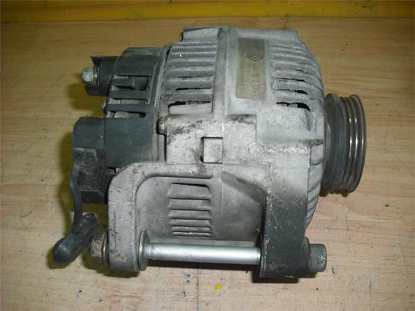 RENAULT Megane 1 generation (1995-2003) Alternator 7700862865 24986550