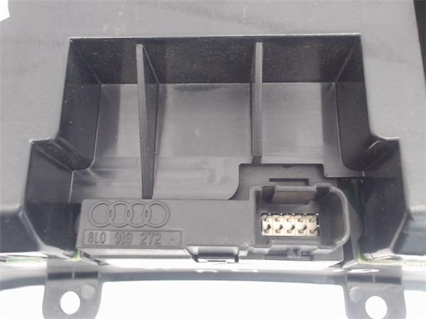 AUDI A4 B5/8D (1994-2001) Спидометр 8D0919861C, 669H 19564439