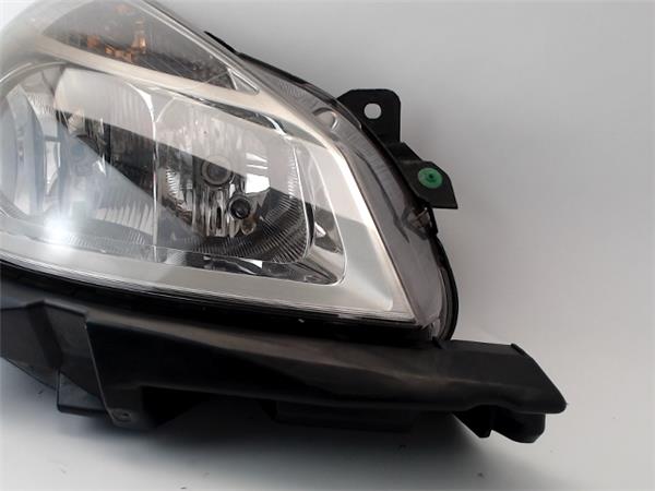 RENAULT Clio 3 generation (2005-2012) Front Right Headlight 8200459823 20500939