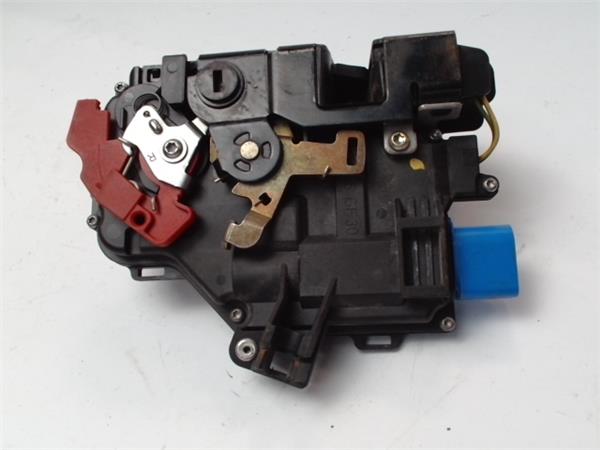 VOLKSWAGEN Touran 1 generation (2003-2015) Centrālās atslēgas / bloķēšanas vadības bloks 7L0839016 24989385