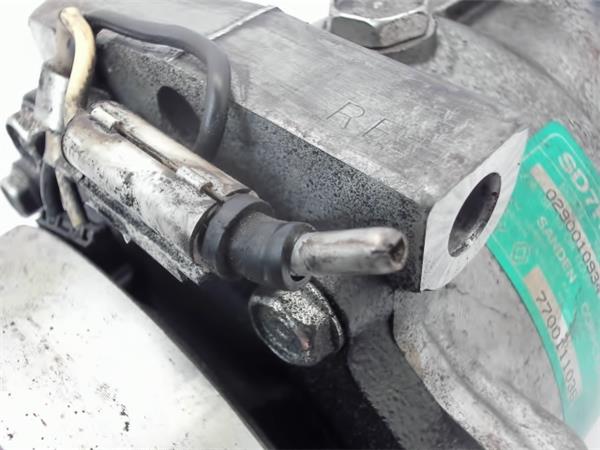 RENAULT Laguna 1 generation (1993-2001) Помпа кондиціонера 7700111036 21711721