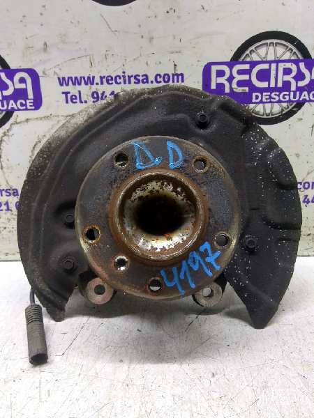 BMW 1 Series E81/E82/E87/E88 (2004-2013) Front Right Wheel Hub 676444403 24324683