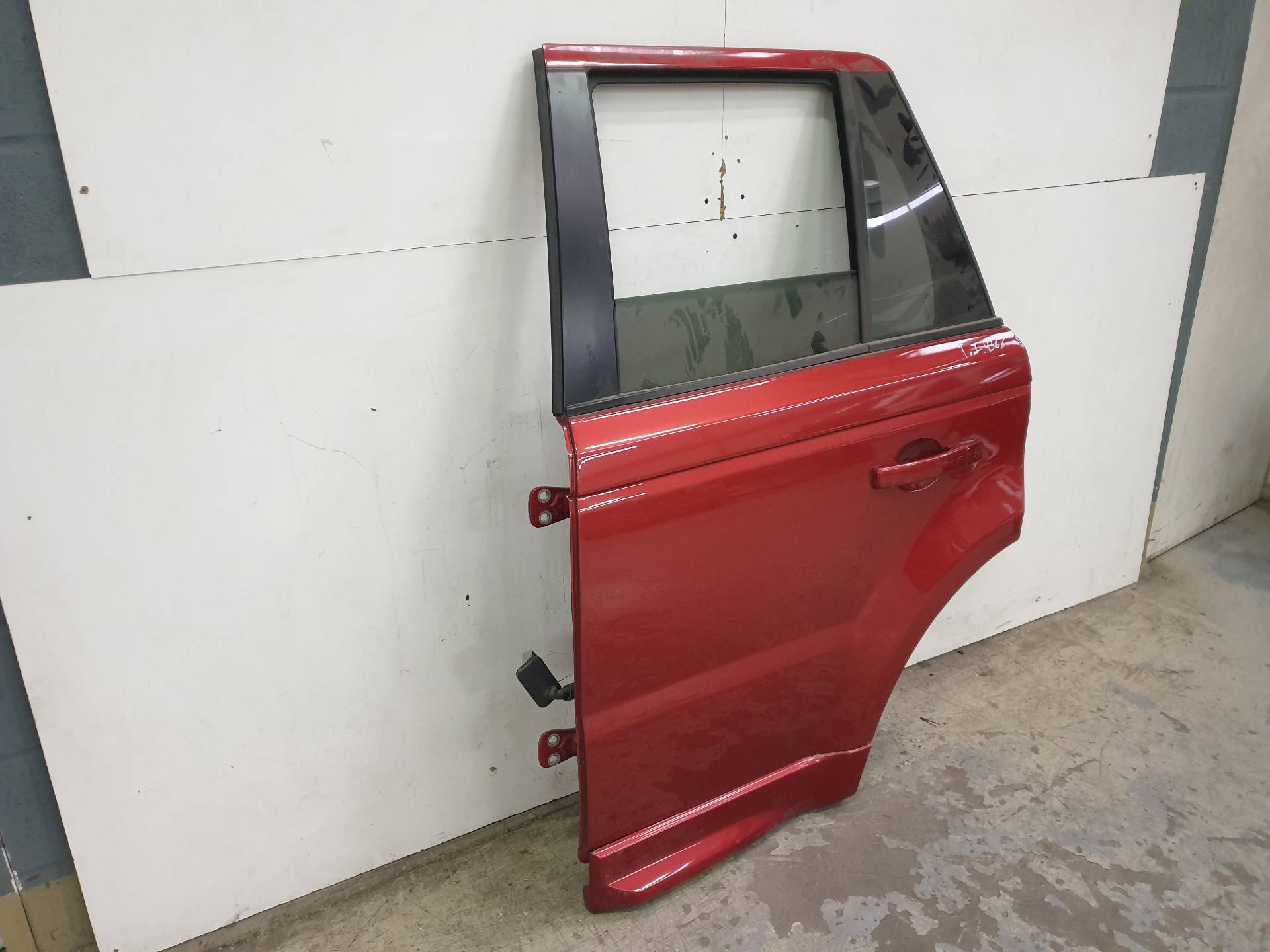 LAND ROVER Range Rover Sport 1 generation (2005-2013) Rear Left Door BFA790090 24338736