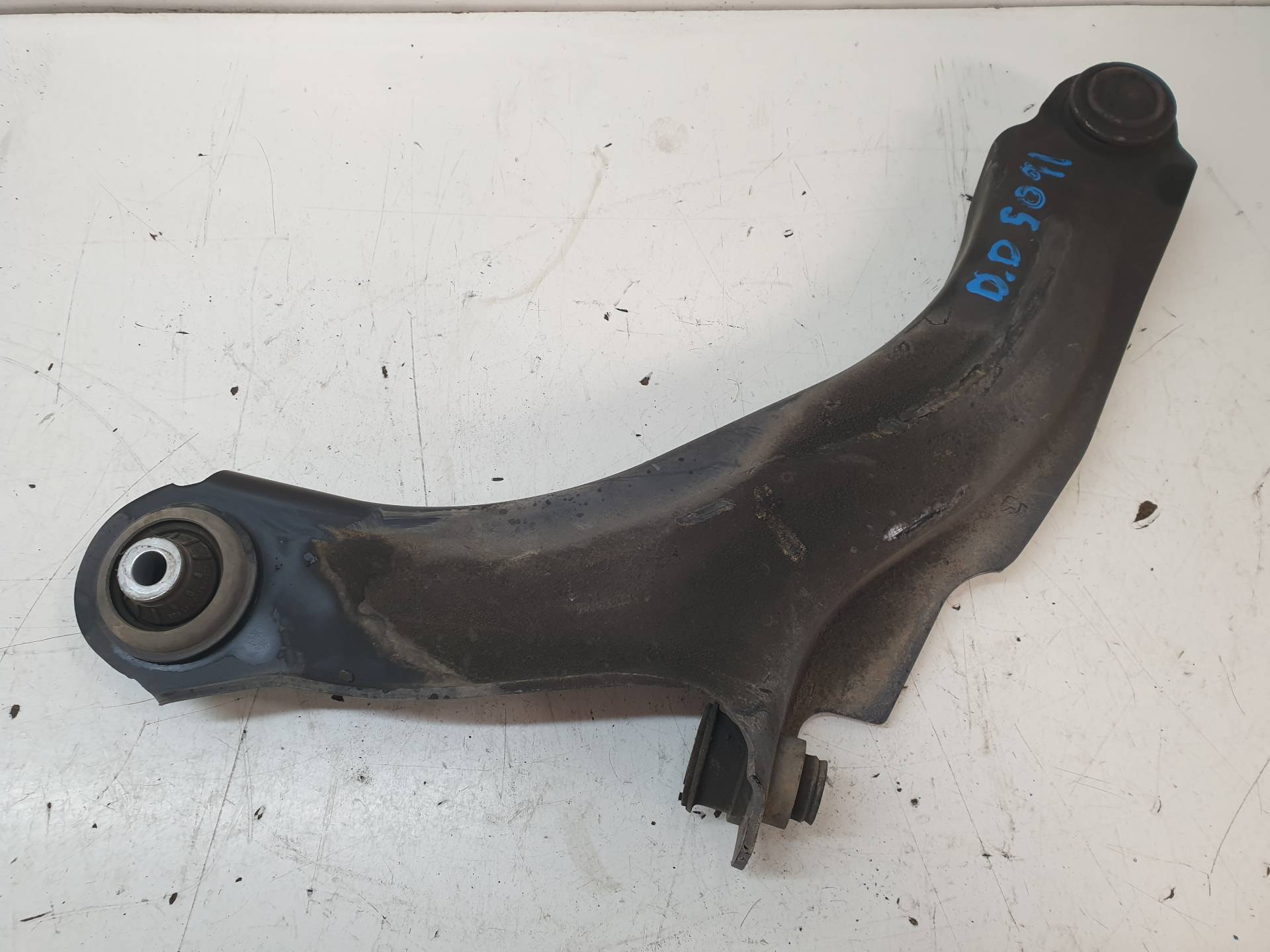 RENAULT Captur 1 generation (2013-2019) Braț de control inferior dreapta față 25570448