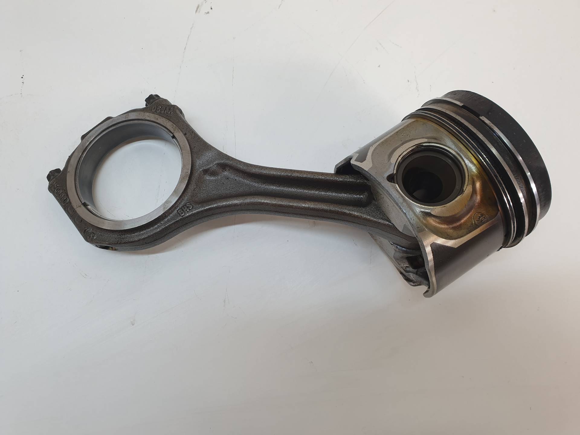 AUDI A6 C6/4F (2004-2011) Connecting Rod 059198401D 24338358