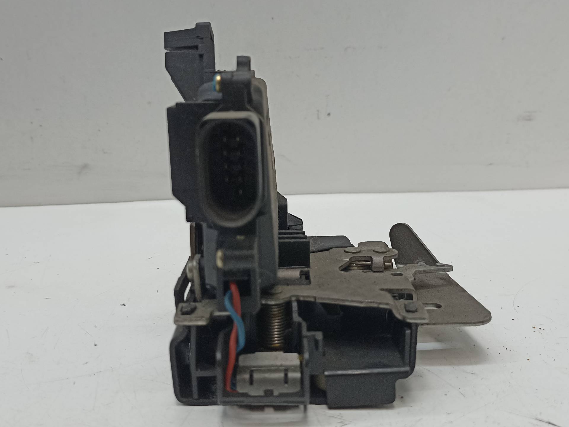 SUZUKI A4 B6/8E (2000-2005) Front Left Door Lock 4B1837015G 24313399