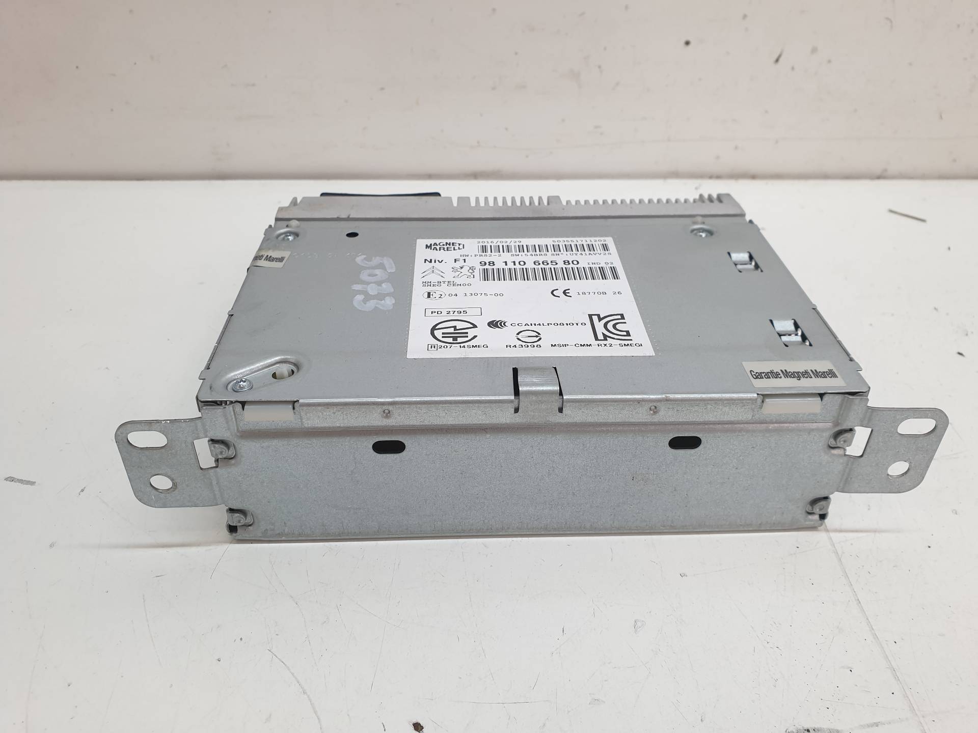 PEUGEOT Musikkspiller uten GPS 9811066580 25570296