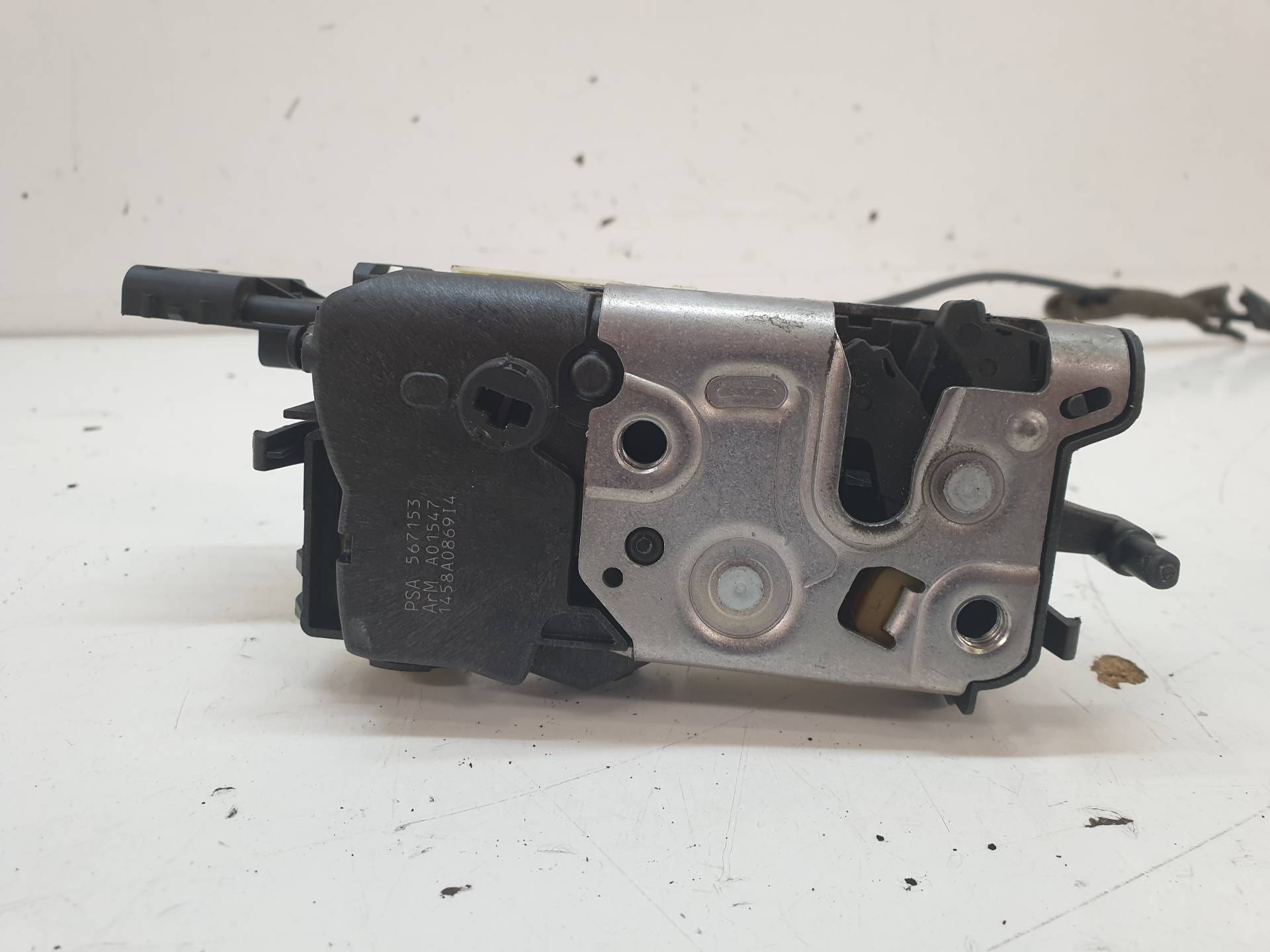 VOLKSWAGEN 308 T7 (2007-2015) Front Right Door Lock 24335195