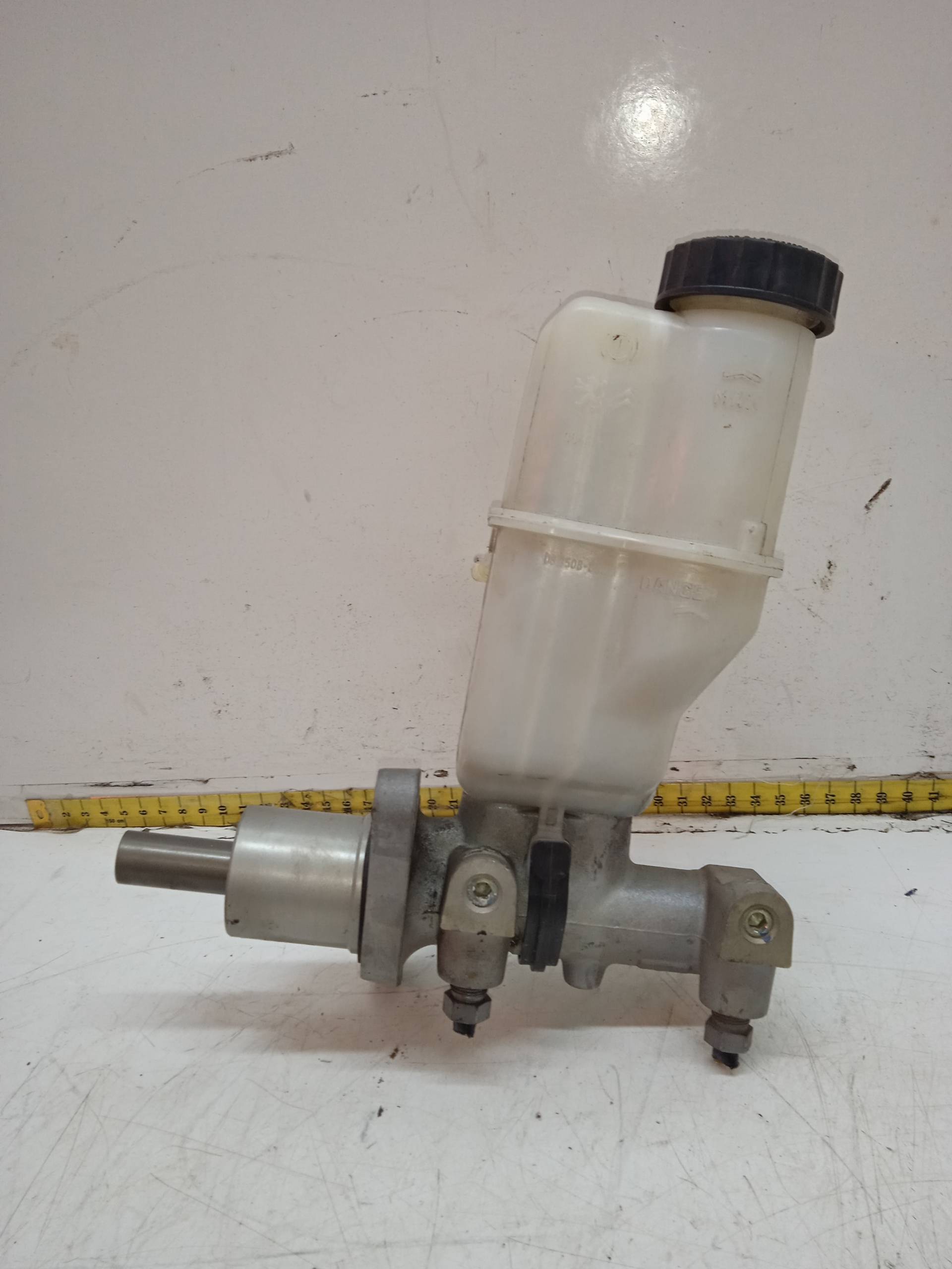 CITROËN C5 2 generation (2008-2017) Brake Cylinder 9646980980 24331219