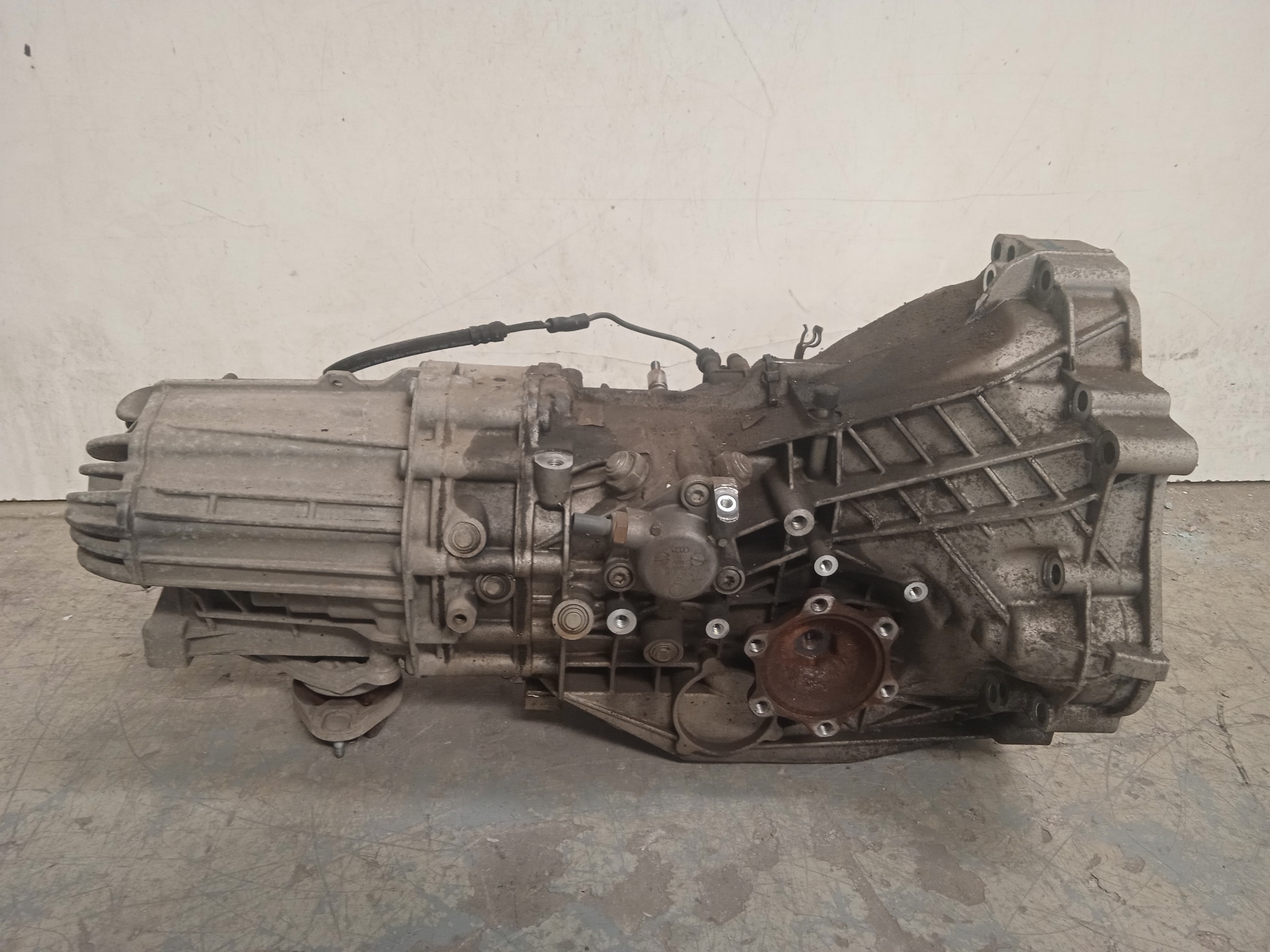 SEAT Exeo 1 generation (2009-2012) Gearbox JWS 24336701