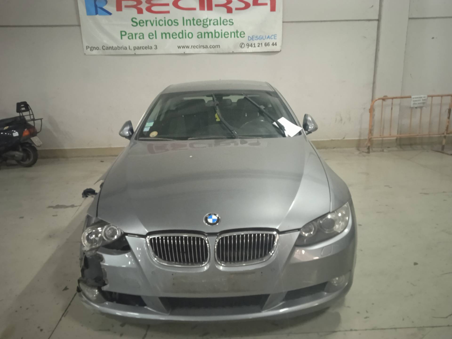 BMW 3 Series E90/E91/E92/E93 (2004-2013) Охлаждающий радиатор 781026501 24335864