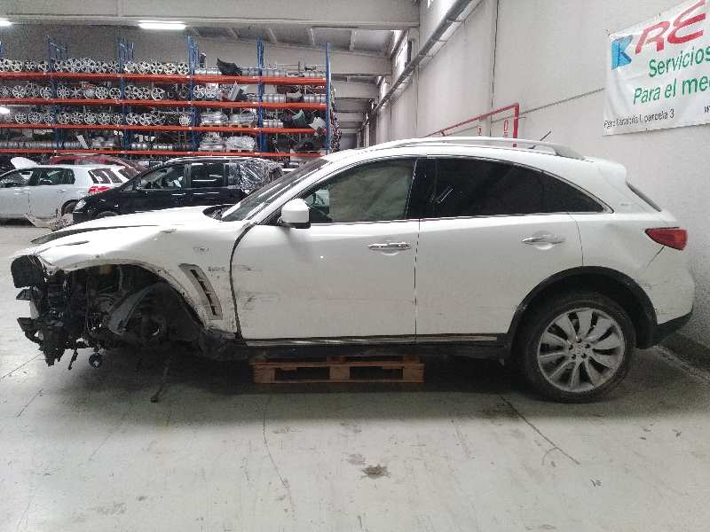 INFINITI Bagerste venstre drivaksel 24323646