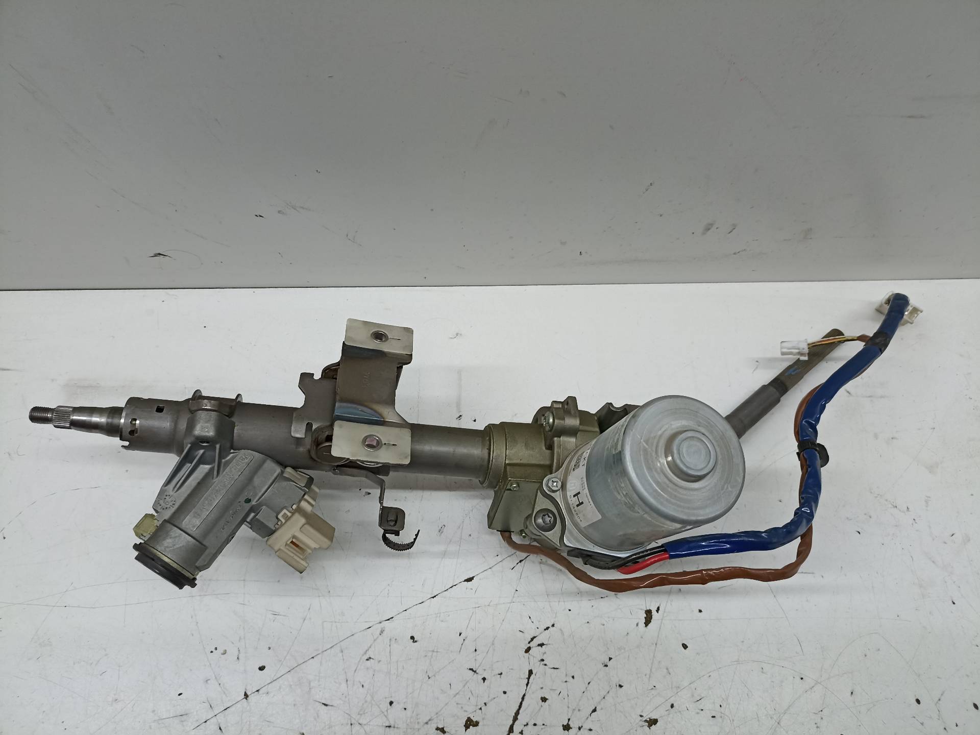 TOYOTA Yaris 2 generation (2005-2012) Steering Column Mechanism 452000D092, 212372640221, 221 24310744